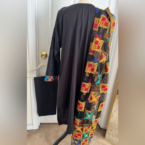 PAKISTANI DESIGNER DRESS 3 PIECE - Picture 9 of 10